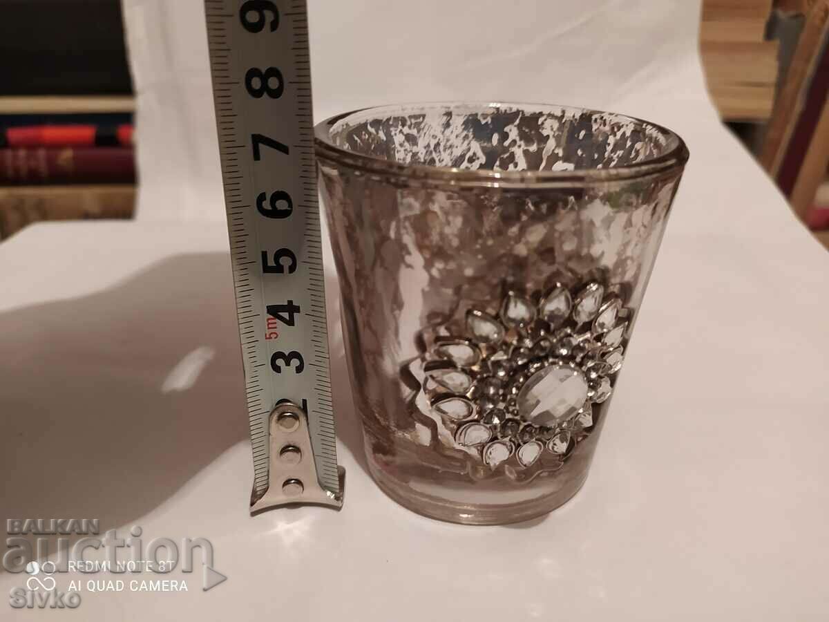 Κηροπήγιο με τιμή 0.99 BGN | € 0.51 Κηροπήγιο με τιμή 0.99 BGN | € 0.51