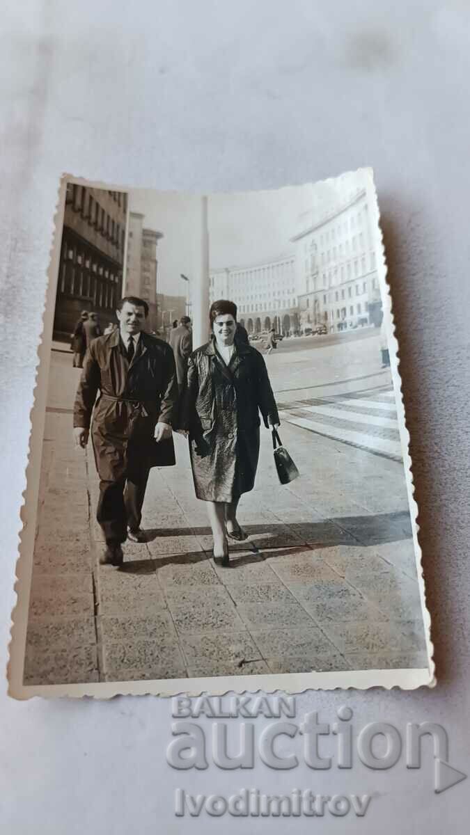 Φωτογραφία Σοφία Άνδρας και γυναίκα σε μια βόλτα