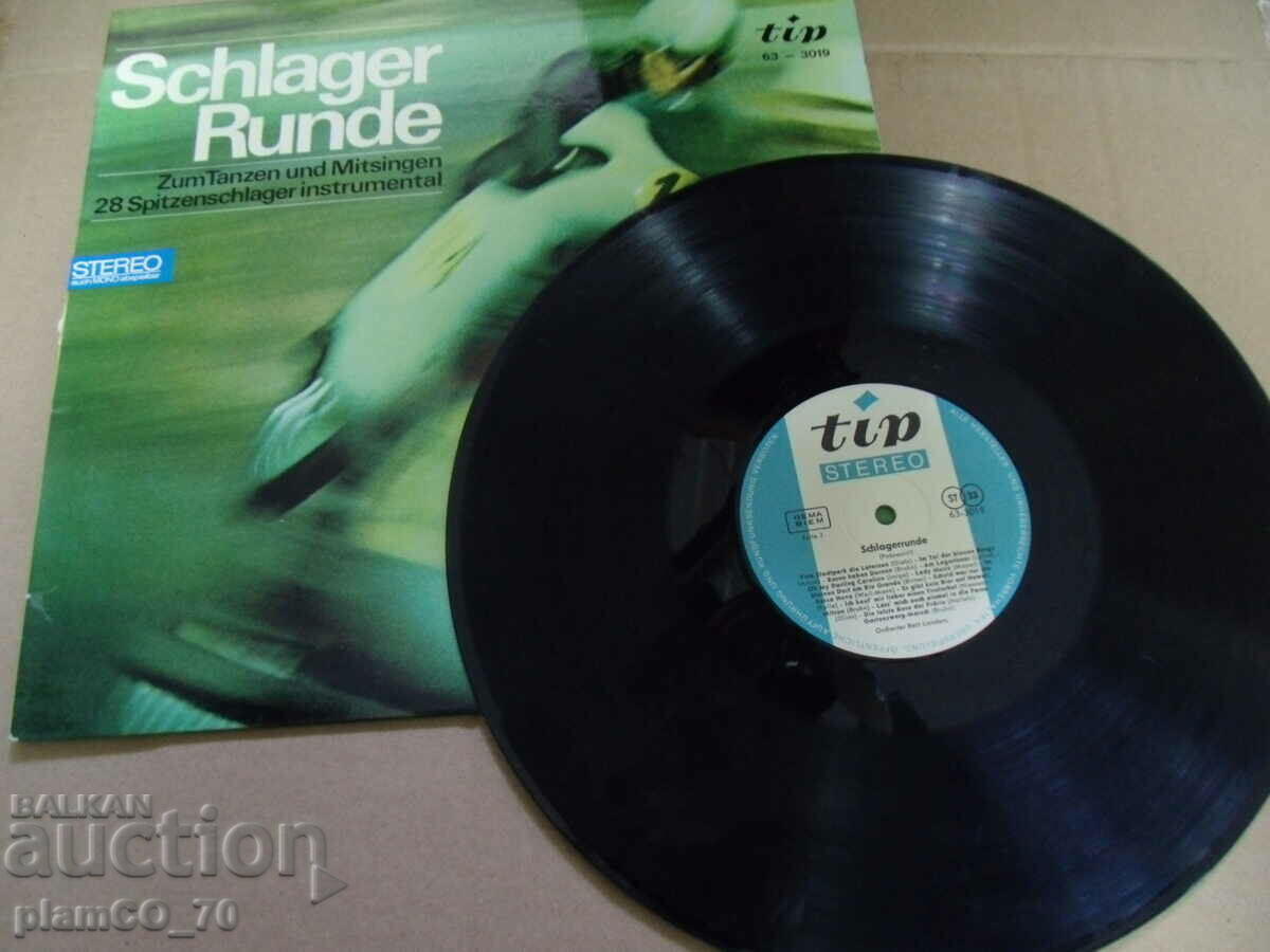 #*7141 discuri vechi de gramofon Schlager Runde - pont cu preț 5.00 BGN | € 2.56