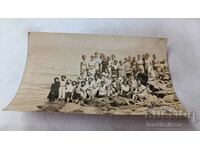 Снимка Колонията в град Поморие на скали край морето 1935