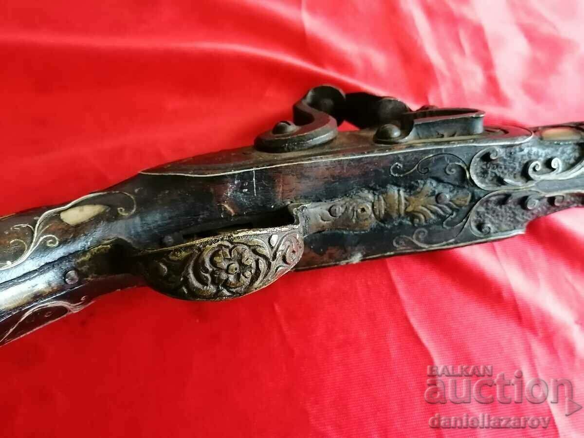 Delivery of Old TROMBLON, Cremaklia, Kremuchny Pishtov, Pistolet Delivery of Old TROMBLON, Cremaklia, Kremuchny Pishtov, Pistolet