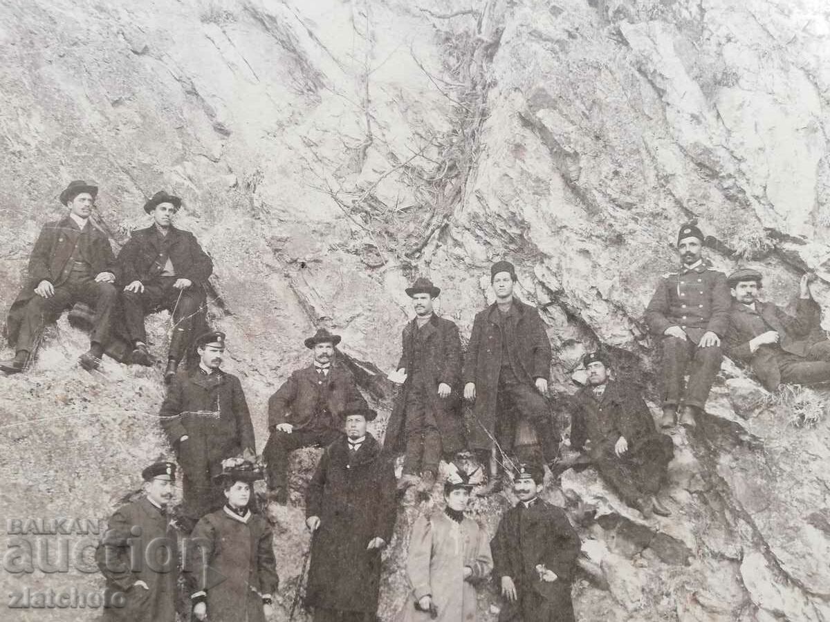 Delivery of Old cardboard photo - Delivery of Old cardboard photo -