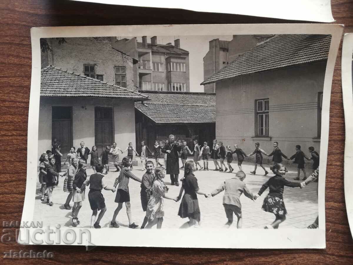 Old photo Kingdom of Bulgaria - Teacher and class, games - 5
