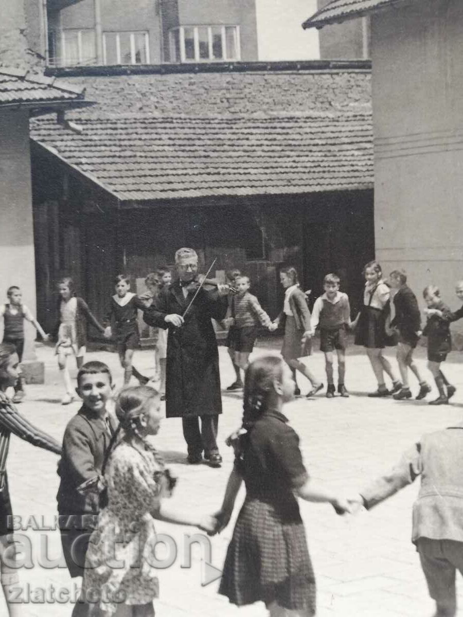 Old photo Kingdom of Bulgaria - Teacher and class, games - 6