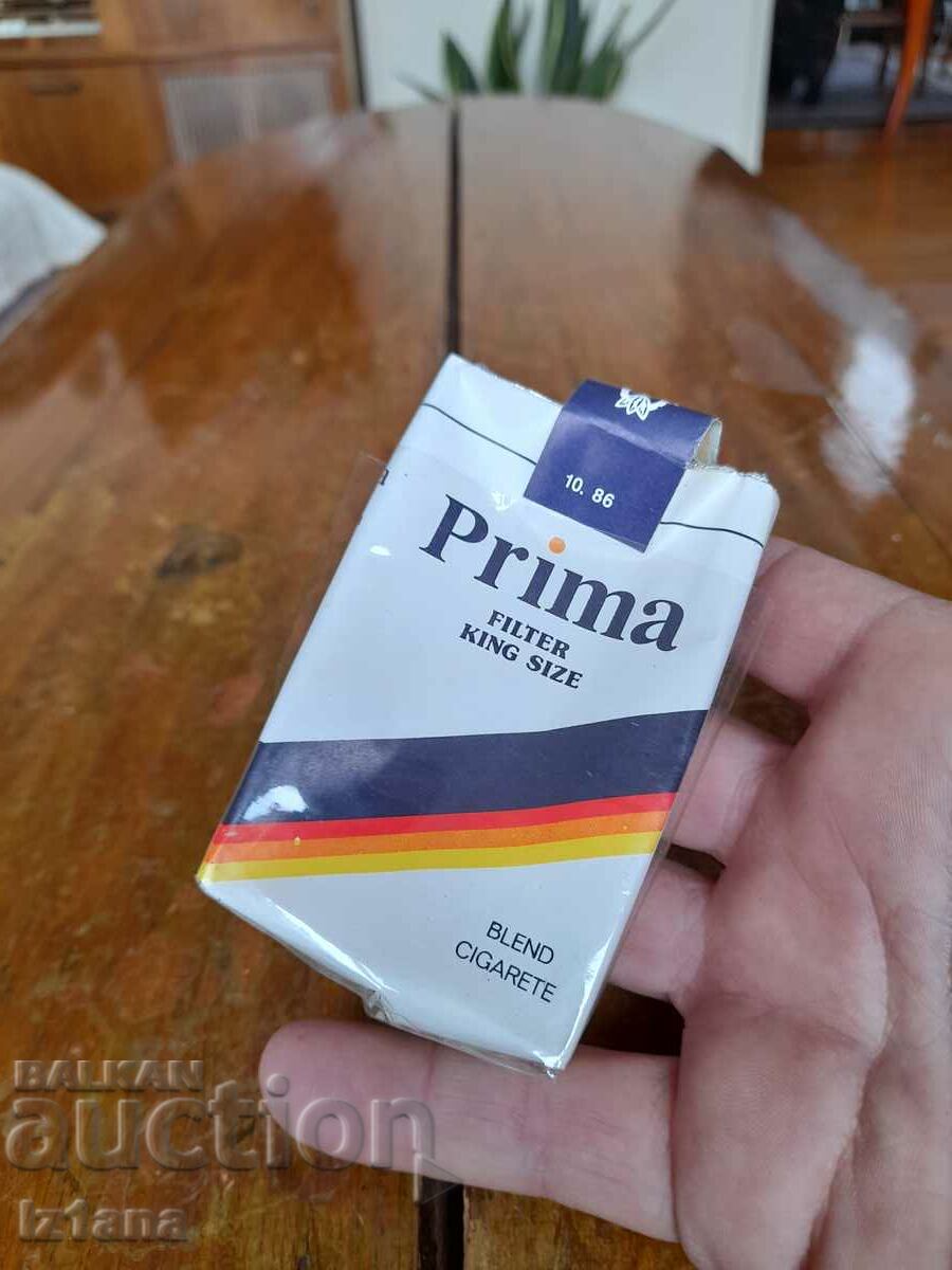 Ένα παλιό πακέτο τσιγάρα Prima