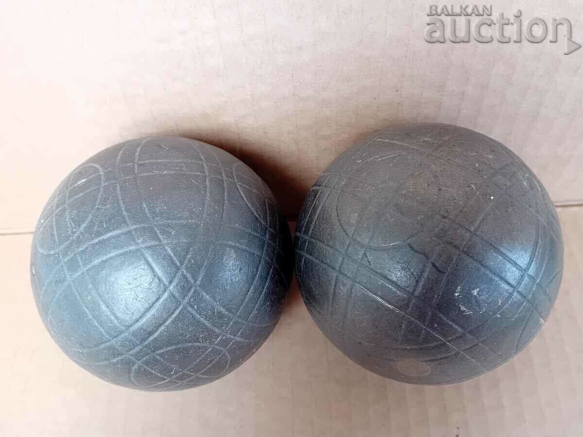 pétanque bocce boule vintage game balls 2 pcs. retro vintage with price 55.00 BGN | € 28.12