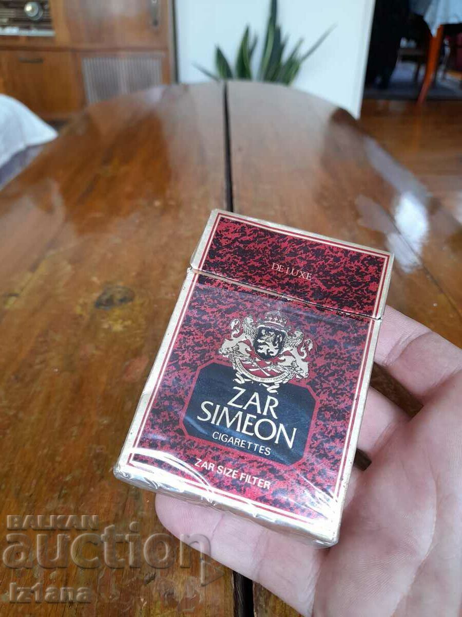 An old box of Zar Simeon cigarettes