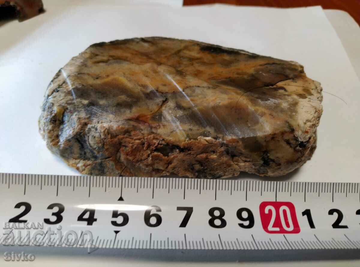Mineralul 3