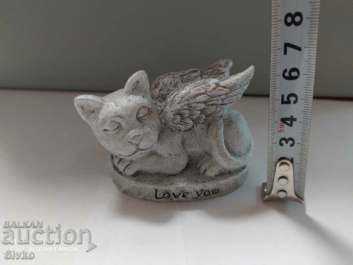 Auction Statuette 3 Auction Statuette 3