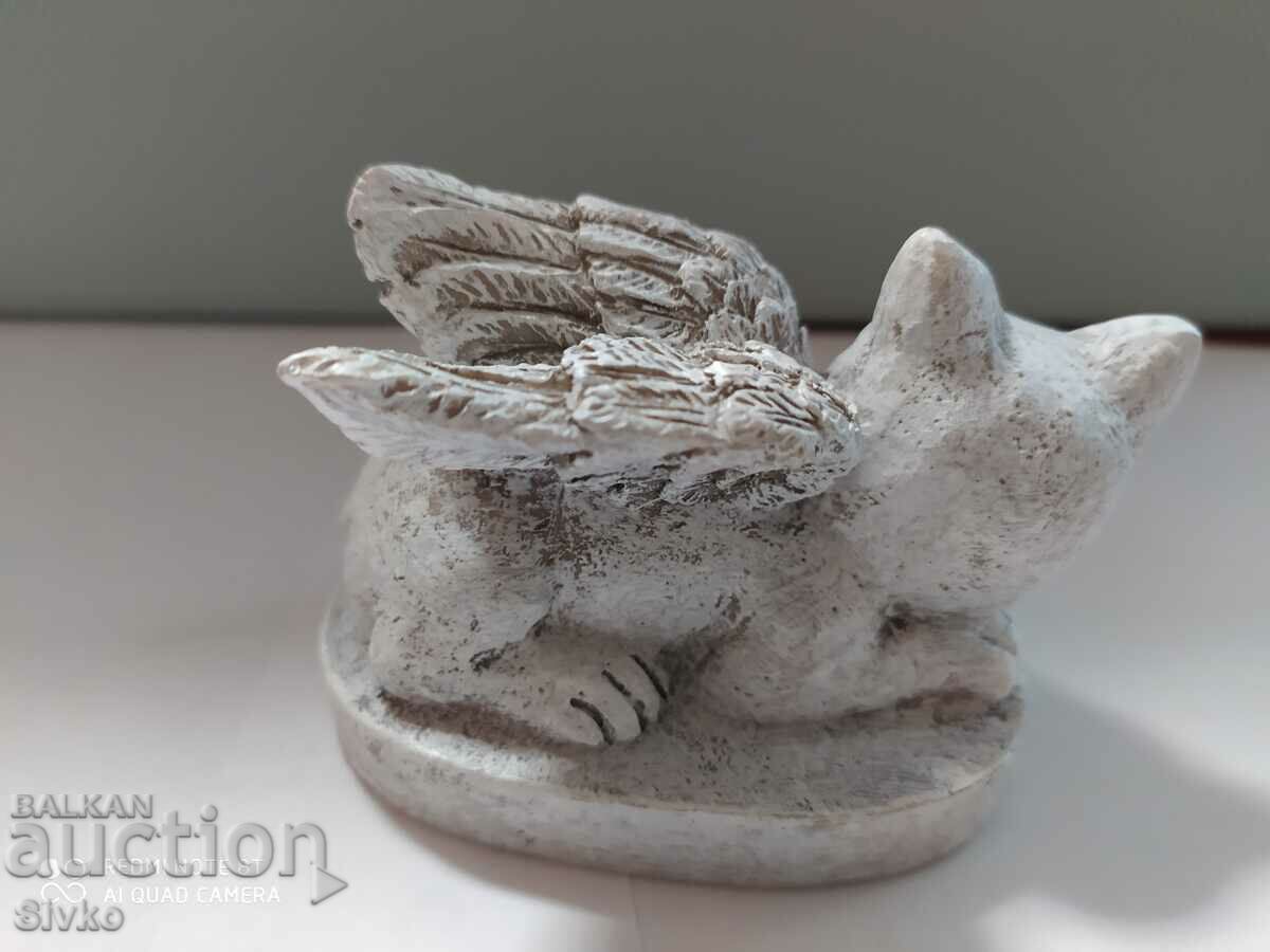 Statuette 3 - 5 Statuette 3 - 5