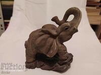 statuetă elefant