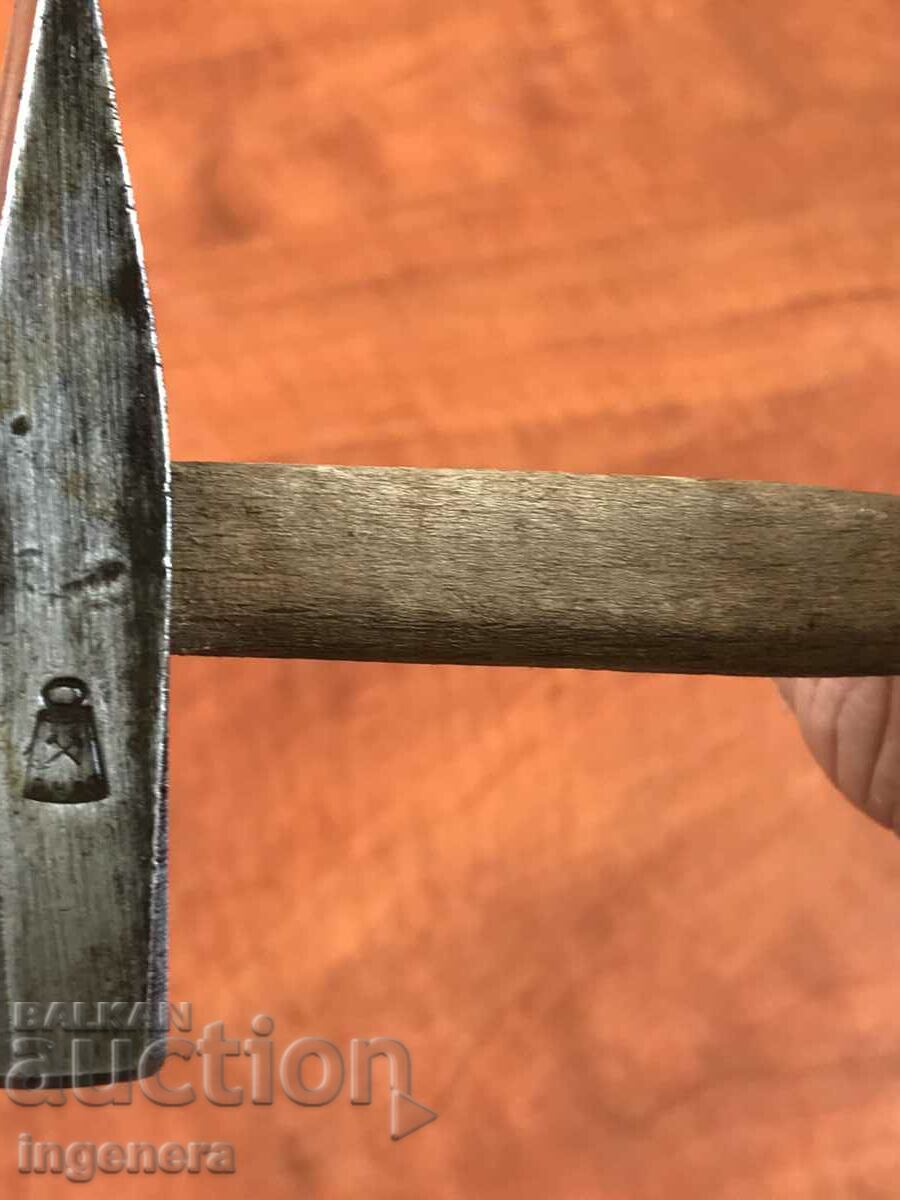 HAMMER HAMMER OLD SMALL TOOL - 5 HAMMER HAMMER OLD SMALL TOOL - 5