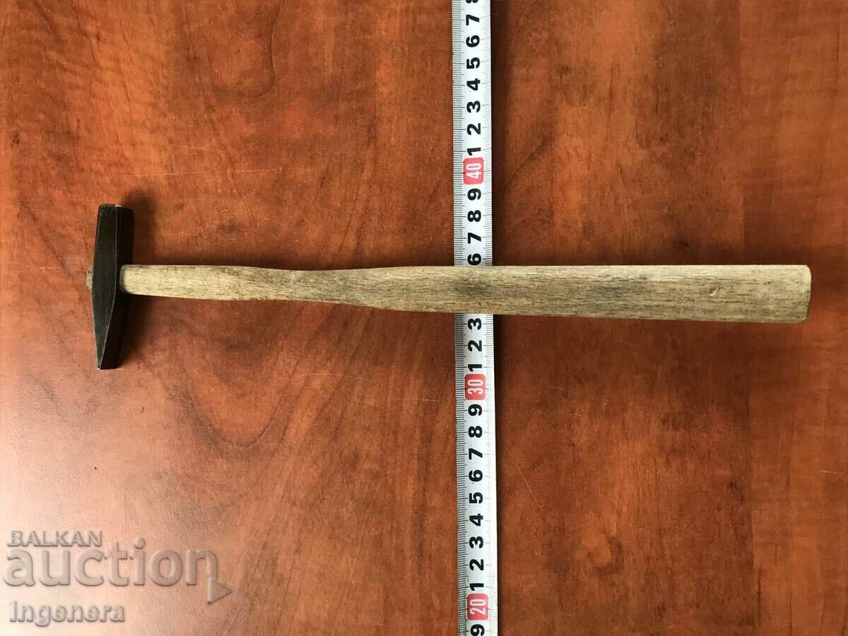 HAMMER HAMMER OLD SMALL TOOL - 6 HAMMER HAMMER OLD SMALL TOOL - 6