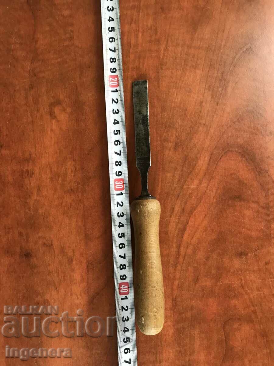 CHISEL CHISEL OLD CARPENTRY TOOL MARKOV-14 MM with price 8.00 BGN | € 4.09