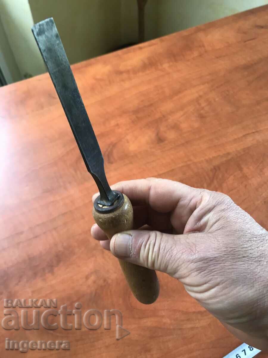 Auction  CHISEL CHISEL OLD CARPENTRY TOOL MARKOV-14 MM