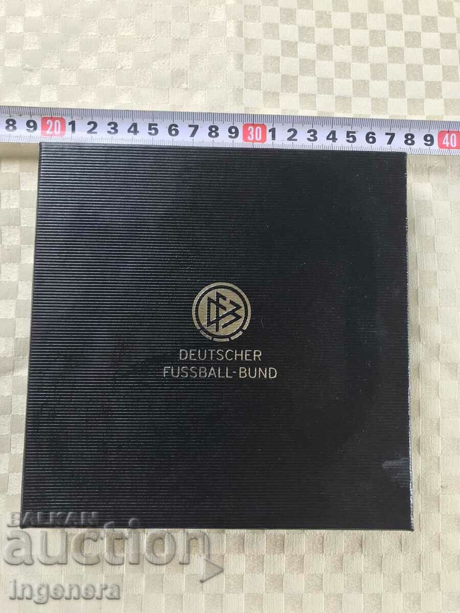 Delivery of PLAQUET GERMANY FOOTBALL BADGES TEAMS AWARDS Delivery of PLAQUET GERMANY FOOTBALL BADGES TEAMS AWARDS