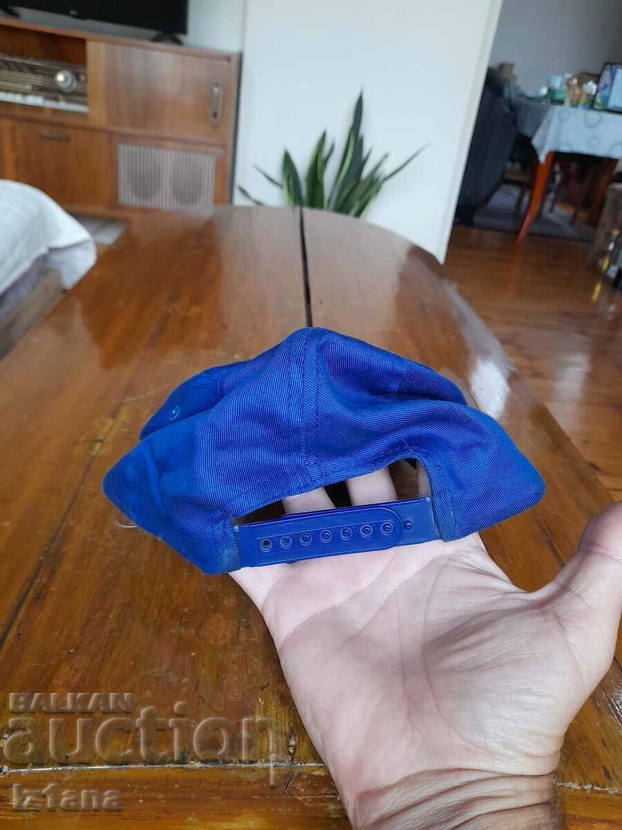 Auction  Rubin old hat