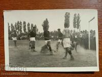 OLD PHOTO FOOTBALL FIELD GOAL MATCH ACTION G365