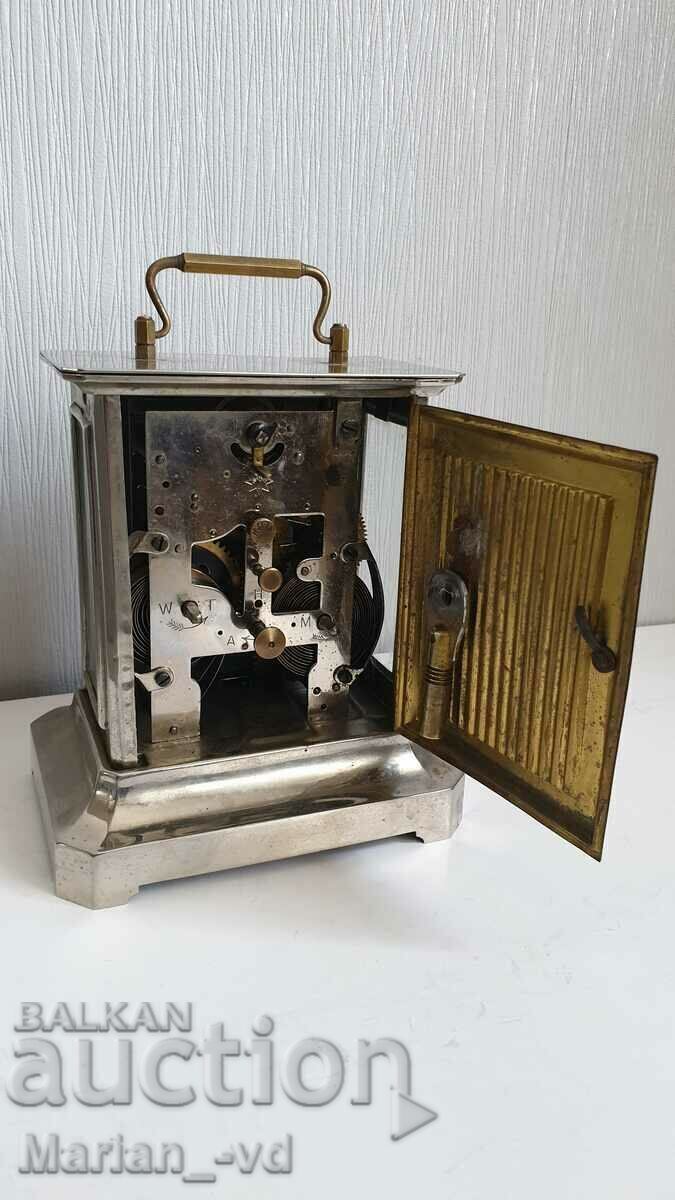 Доставка на JUNGHANS-ЖОКЕР/ЛАТЕРНА/БУДИЛНИК