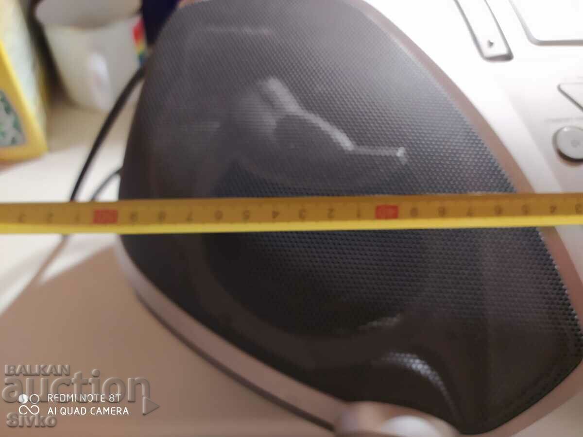 Sistemul audio LG functioneaza cu preț 49.99 BGN | € 25.56