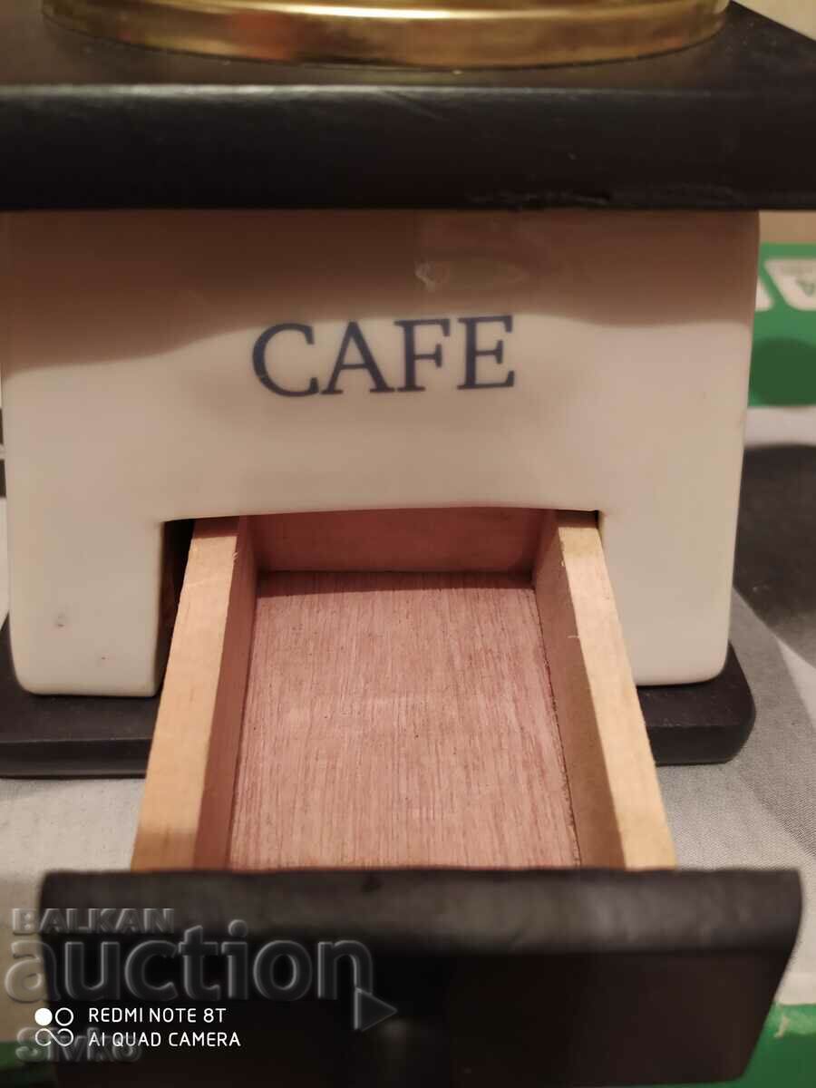 Παράδοση μύλο του καφέ Παράδοση μύλο του καφέ