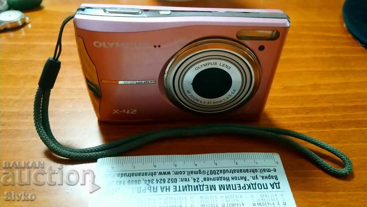 Μια λειτουργική κάμερα OLYMPUS