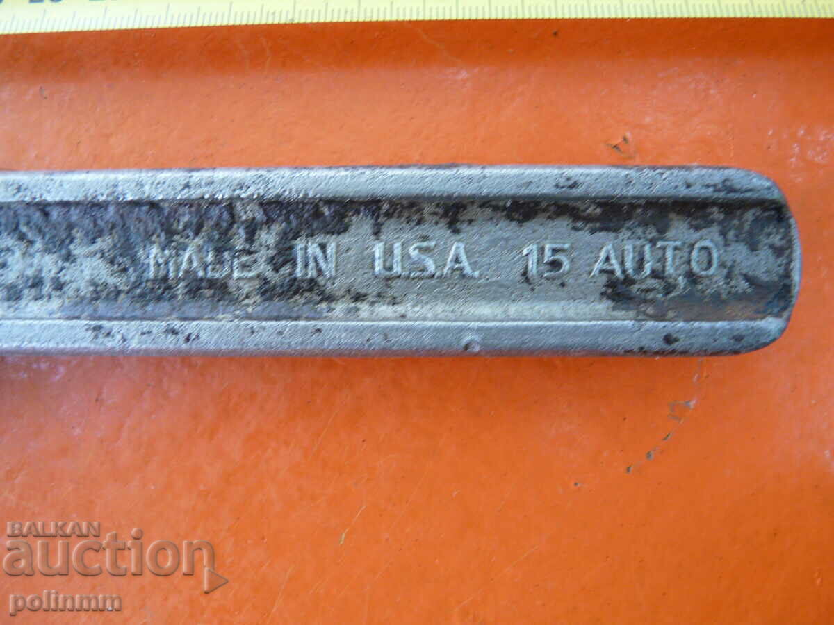 Παλιό συμπαγές αμερικανικό κλειδί - 77 με τιμή 60.00 BGN | € 30.68 Παλιό συμπαγές αμερικανικό κλειδί - 77 με τιμή 60.00 BGN | € 30.68