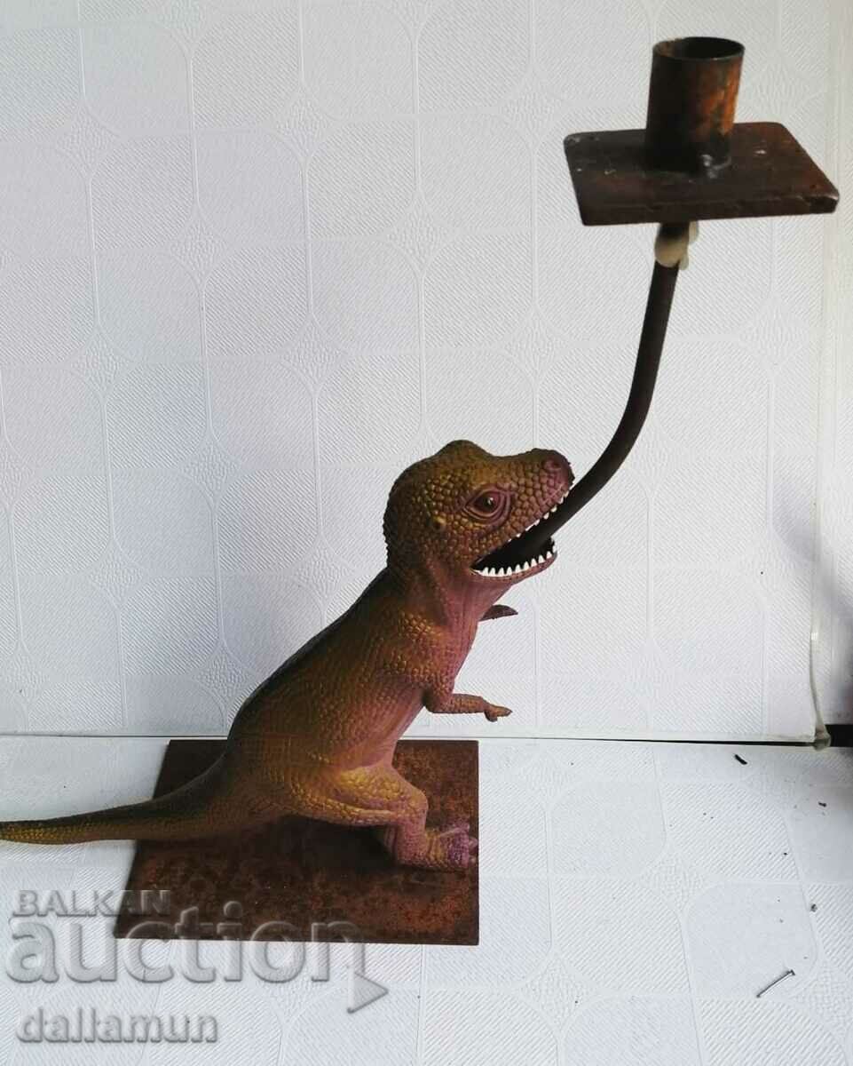 figurine dinosaur candle holder with price 18.00 BGN | € 9.20