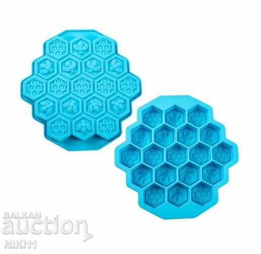 Honeycomb silicone mold, cake decoration, fondant with price 15.00 BGN | € 7.67 Honeycomb silicone mold, cake decoration, fondant with price 15.00 BGN | € 7.67