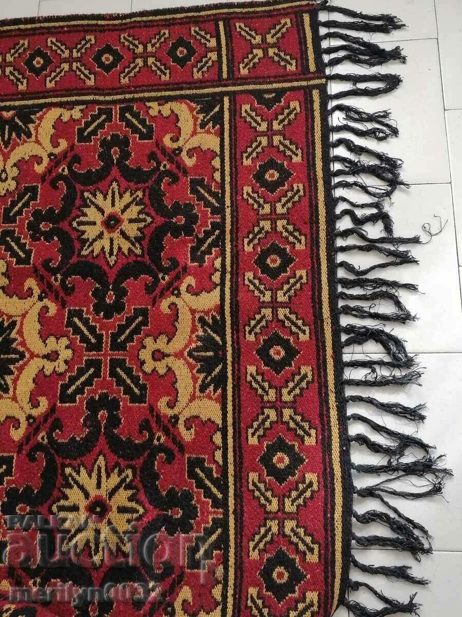 Delivery of Handwoven wool rug 2.4/2.4m 60s patterned rug Delivery of Handwoven wool rug 2.4/2.4m 60s patterned rug