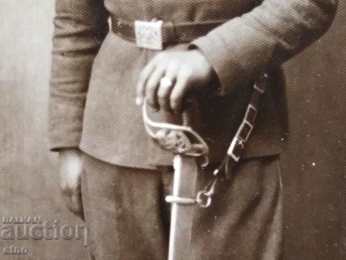 Auction ROYAL PICTURE-UNIFORM, SWORD, CARRIER Auction ROYAL PICTURE-UNIFORM, SWORD, CARRIER