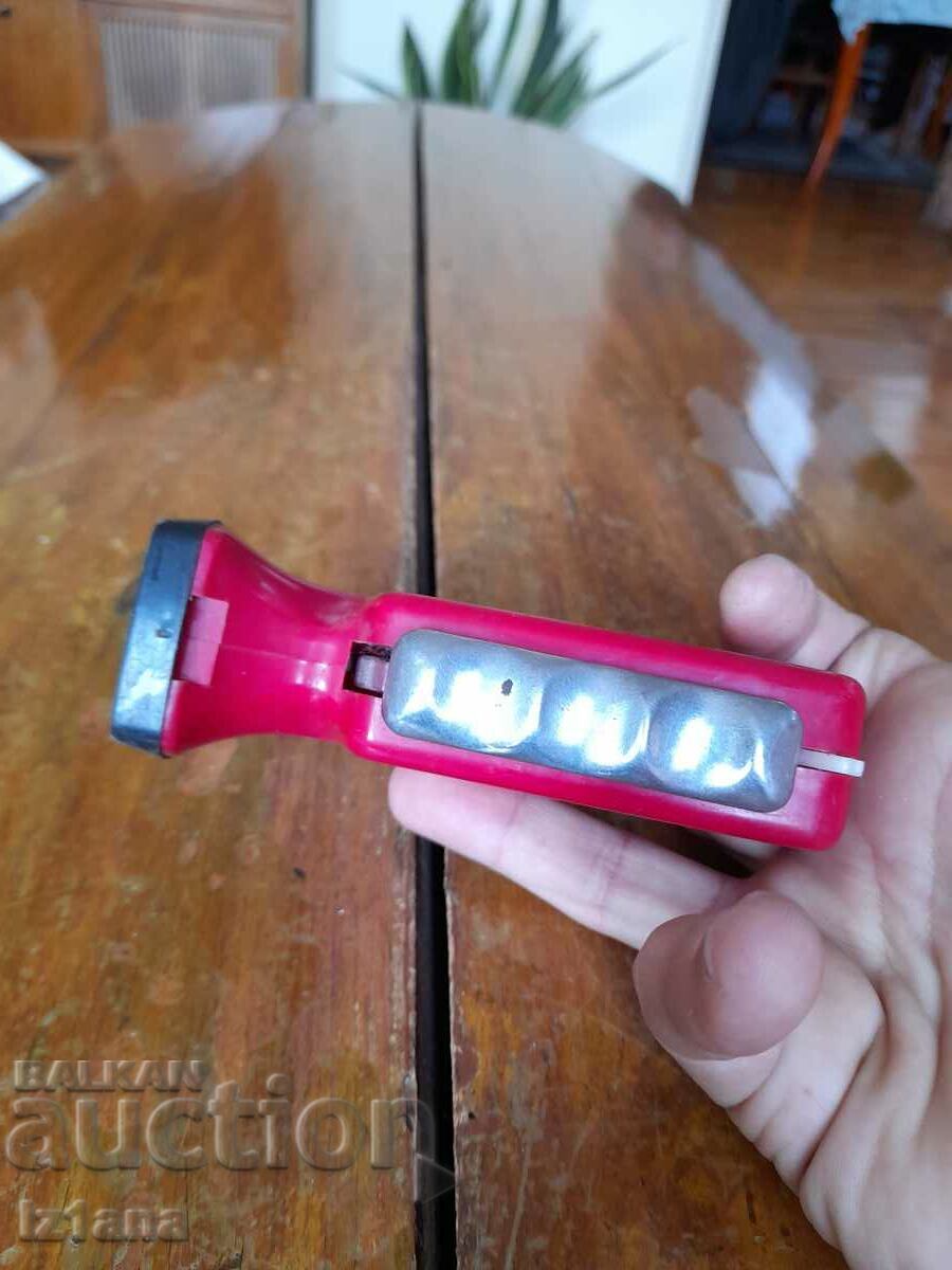 Delivery of Old dynamo flashlight Delivery of Old dynamo flashlight