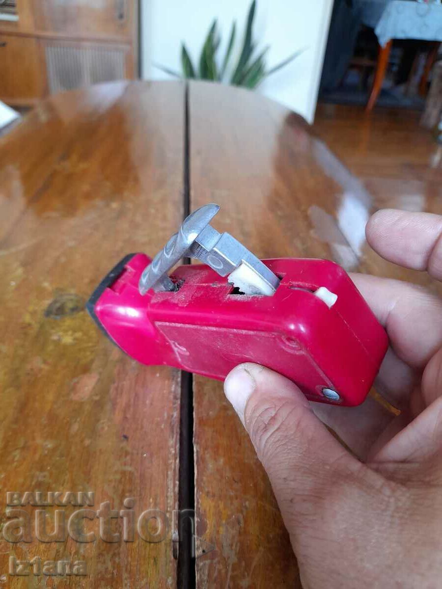 Old dynamo flashlight - 7 Old dynamo flashlight - 7