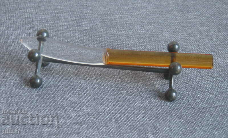 Auction A pair of old glass knife two-tone glass knife Auction A pair of old glass knife two-tone glass knife