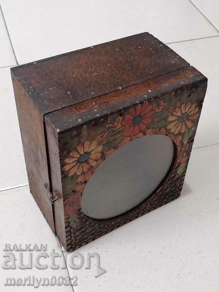 Delivery of Handmade alarm clock box Delivery of Handmade alarm clock box