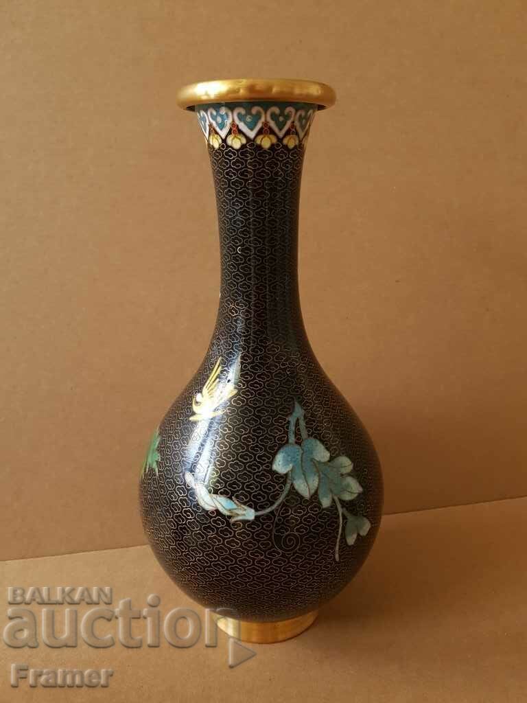Delivery of A beautiful 19th century Chinese Clazone bronze cellular enamel vase Delivery of A beautiful 19th century Chinese Clazone bronze cellular enamel vase