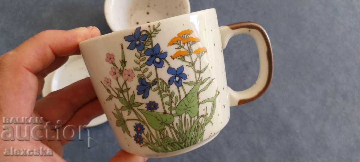 Teacup with strainer - 6 Teacup with strainer - 6