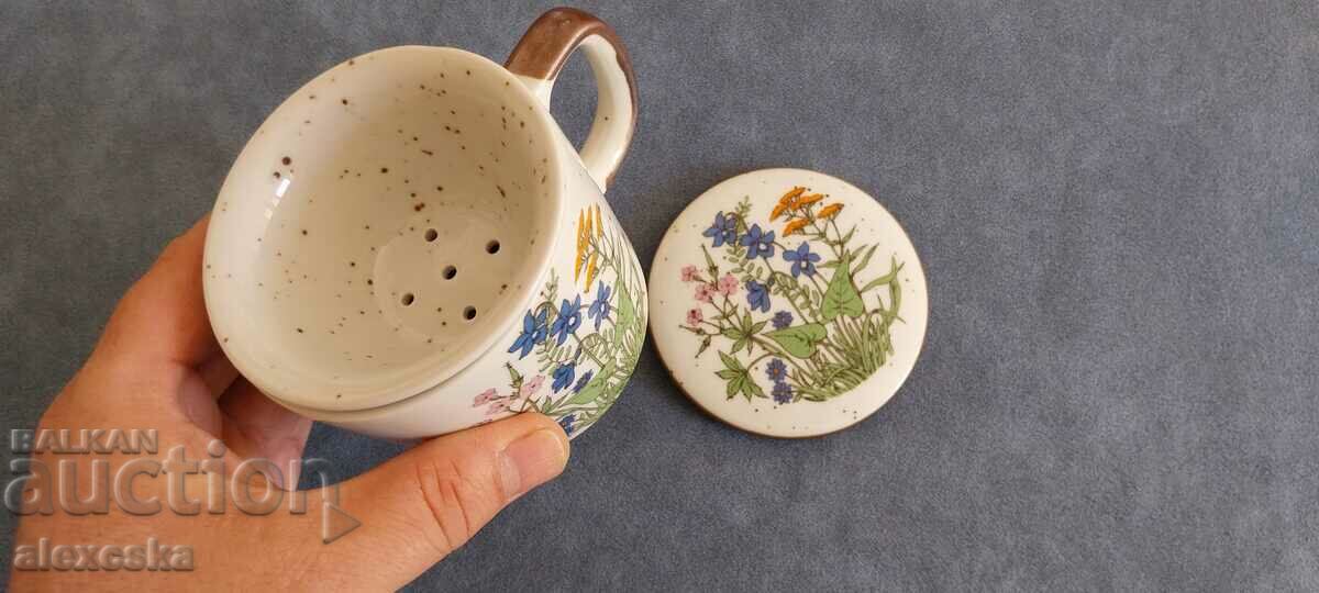 Teacup with strainer - 7 Teacup with strainer - 7