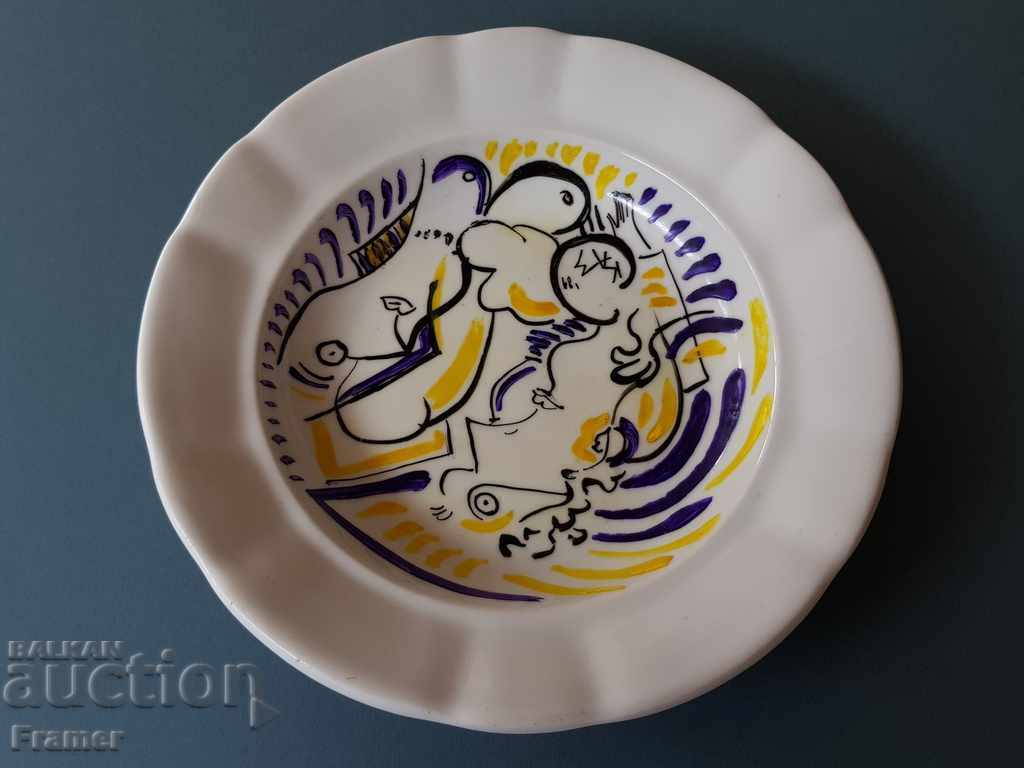 Dimitar Kazakov Nero 1989 porcelain plate Signed with price 850.00 BGN | € 434.60 Dimitar Kazakov Nero 1989 porcelain plate Signed with price 850.00 BGN | € 434.60