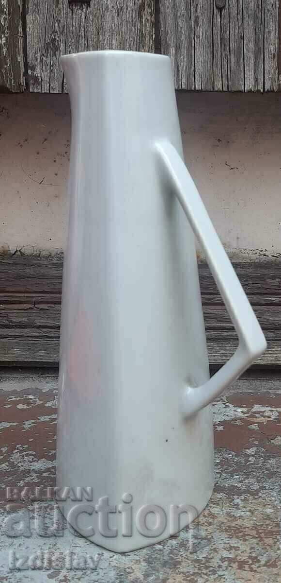 Delivery of Star Sots porcelain vinegar shaker SIP