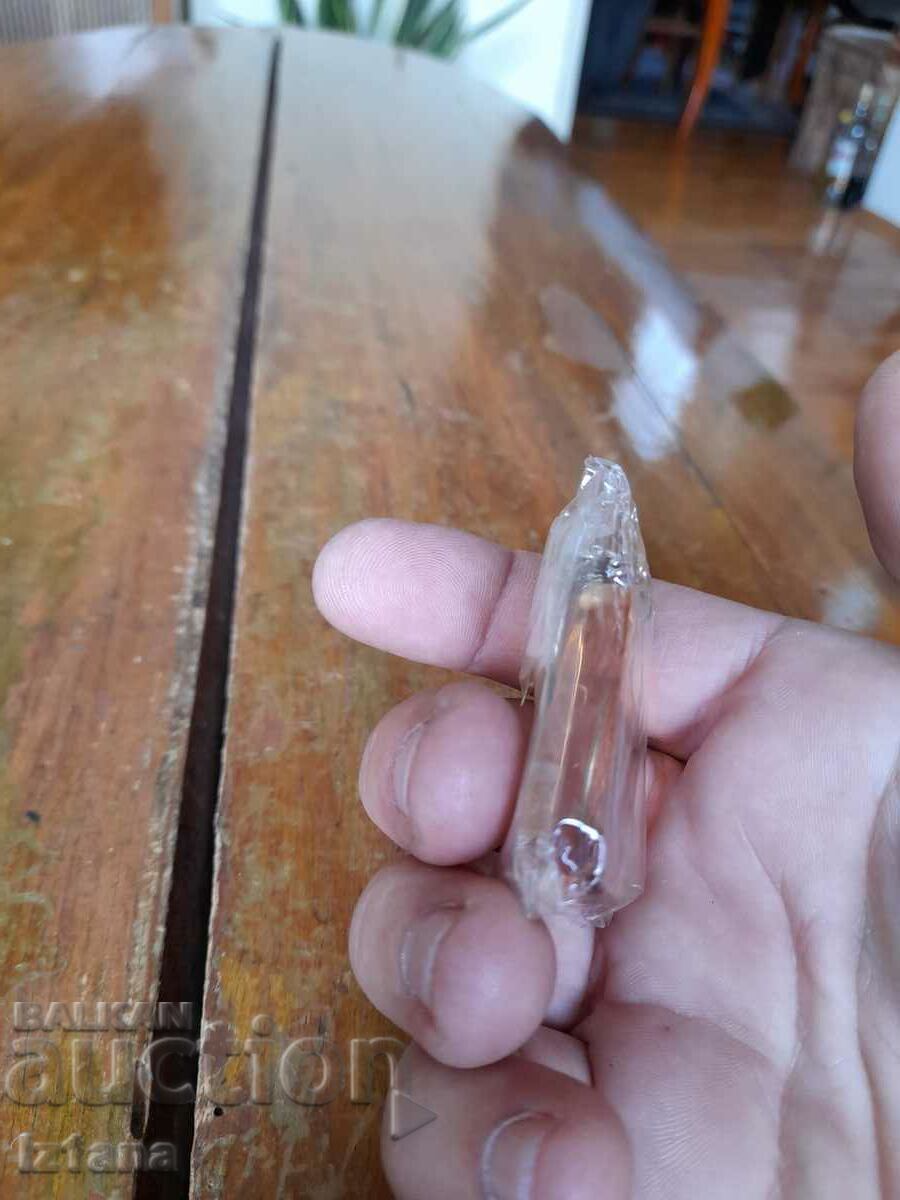 Licitație Breloc pentru asamblarea steagului păcii vechi Licitație Breloc pentru asamblarea steagului păcii vechi