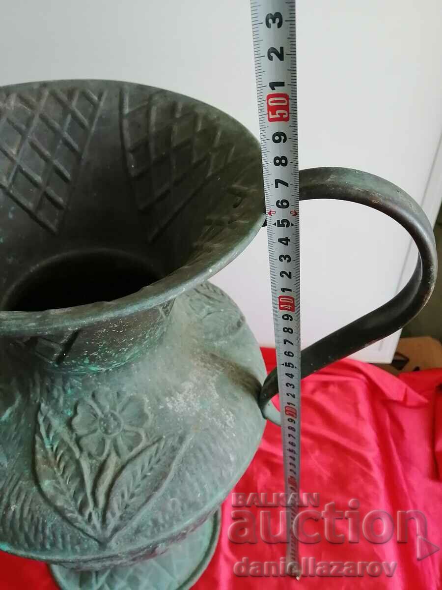 Huge Ancient Vessel, Amphora, Vase, Pot 19th Century. - 7 Huge Ancient Vessel, Amphora, Vase, Pot 19th Century. - 7