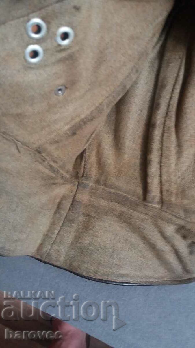 Leather pilot helmet with price 40.99 BGN | € 20.96 Leather pilot helmet with price 40.99 BGN | € 20.96