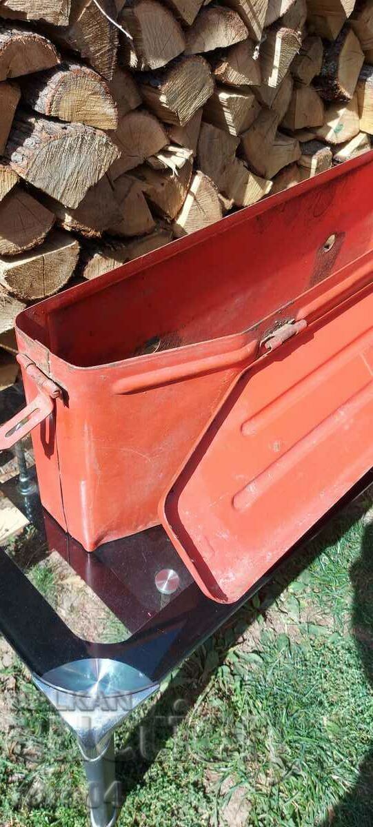 Εργαλειοθήκη - ΒΑΛΙΤΣΑ - ΤΡΑΚΤΕΡ - 6 Εργαλειοθήκη - ΒΑΛΙΤΣΑ - ΤΡΑΚΤΕΡ - 6