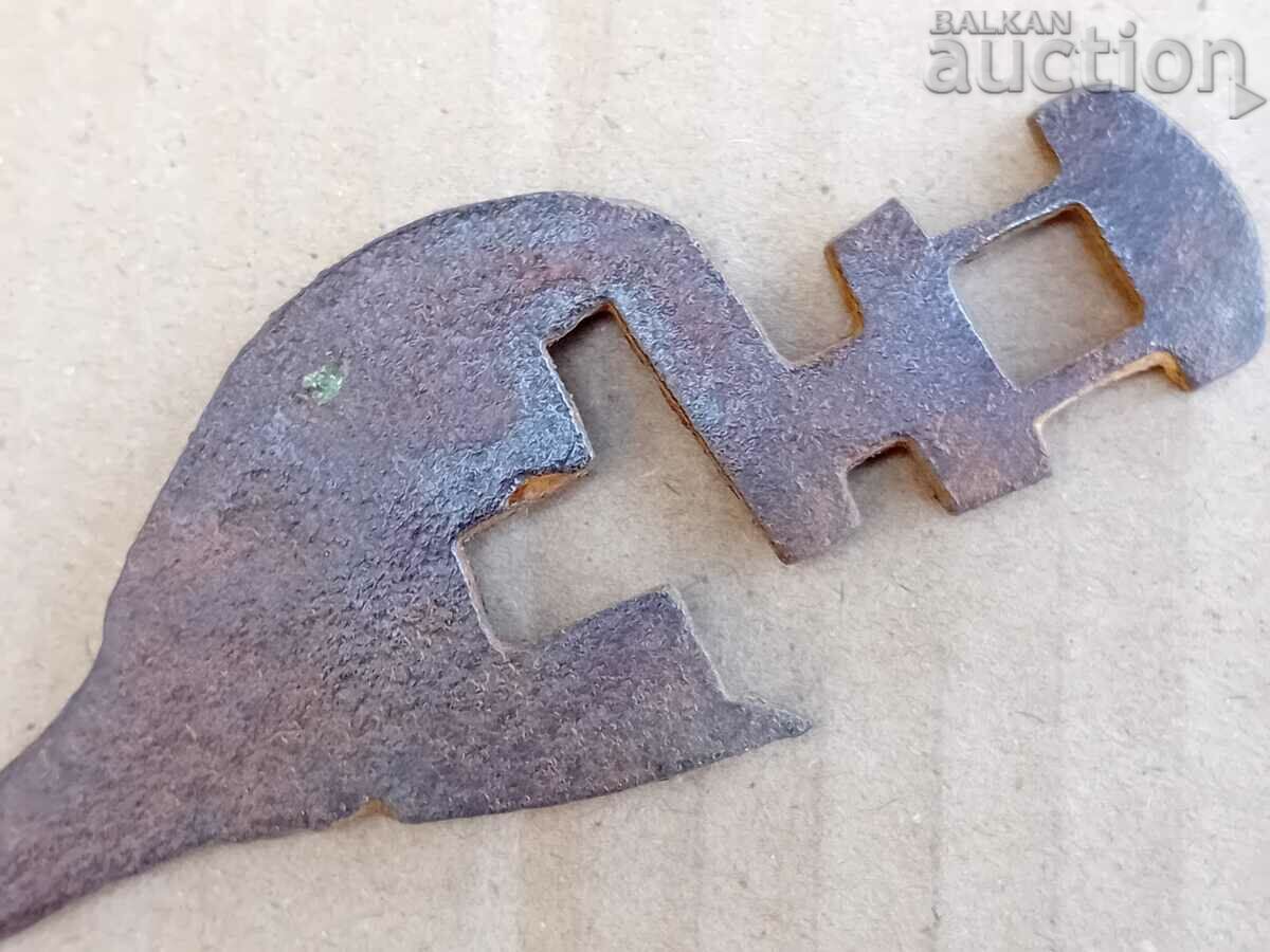 Delivery of Forged key spec secret for the monastery lock lock padlock