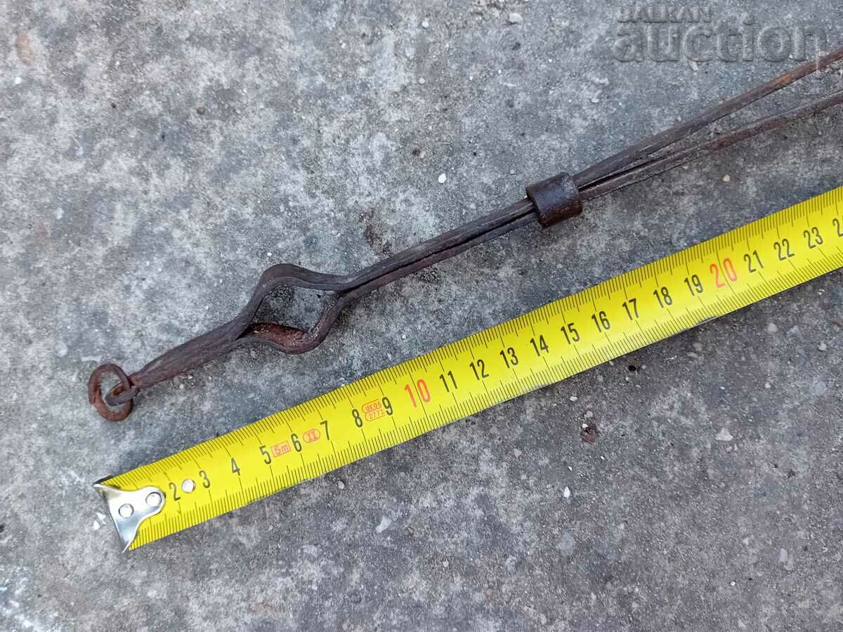 Auction Old PRIMITIVE hand forged dilaf curling iron wrought iron Auction Old PRIMITIVE hand forged dilaf curling iron wrought iron