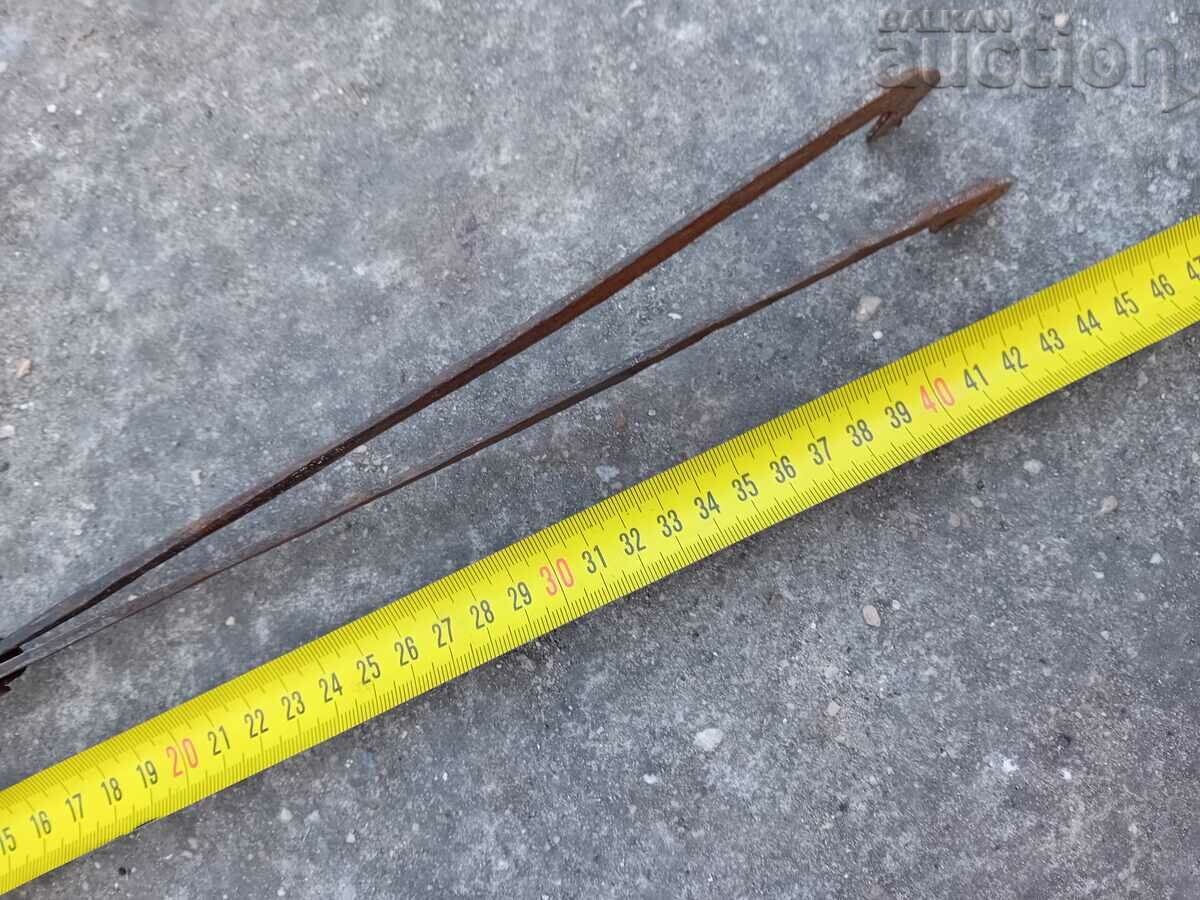 Delivery of Old PRIMITIVE hand forged dilaf curling iron wrought iron Delivery of Old PRIMITIVE hand forged dilaf curling iron wrought iron