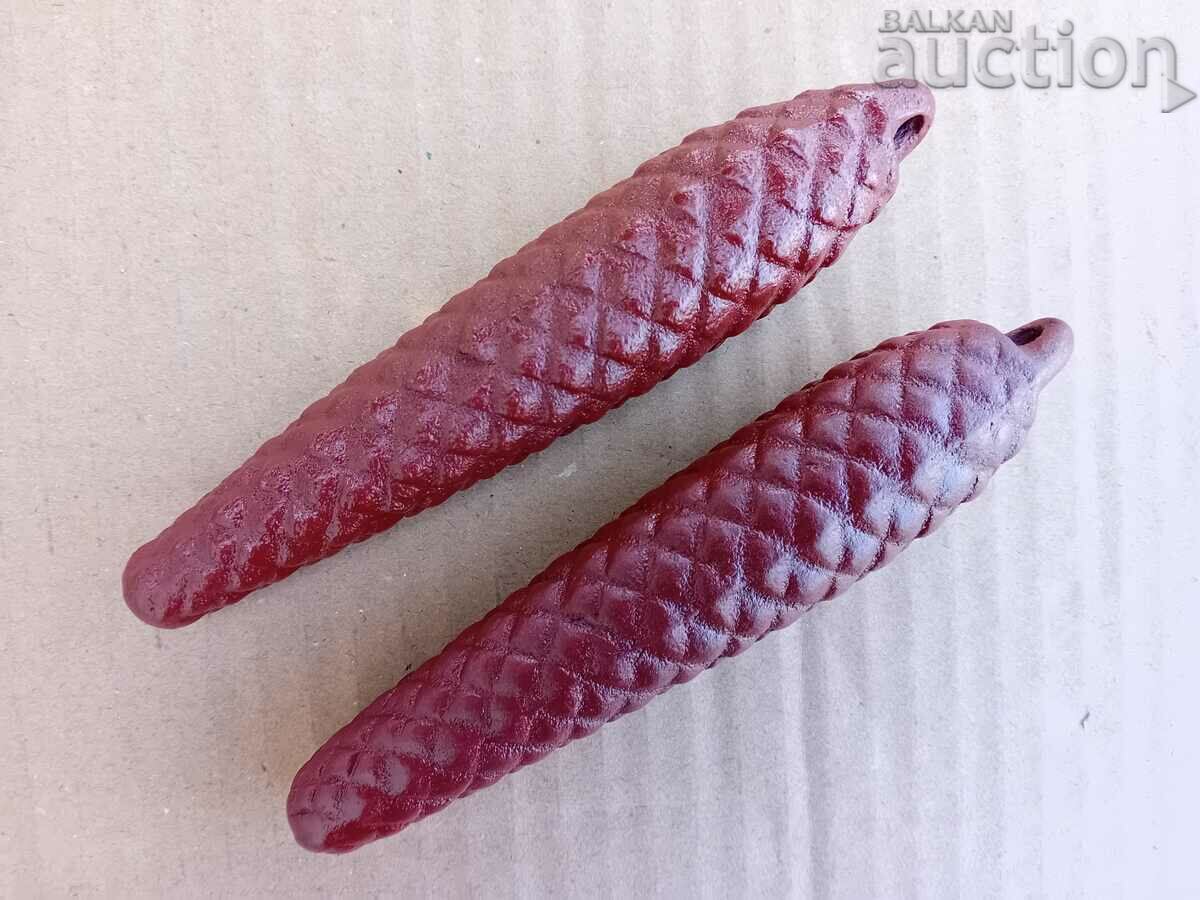 Аукцион шишарки тежести за часовник с кукувица кукувичка Аукцион шишарки тежести за часовник с кукувица кукувичка