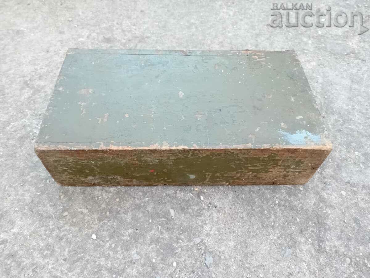 Delivery of MG08 maxim schwarzlose 250 round WW1 WWI tape box Delivery of MG08 maxim schwarzlose 250 round WW1 WWI tape box