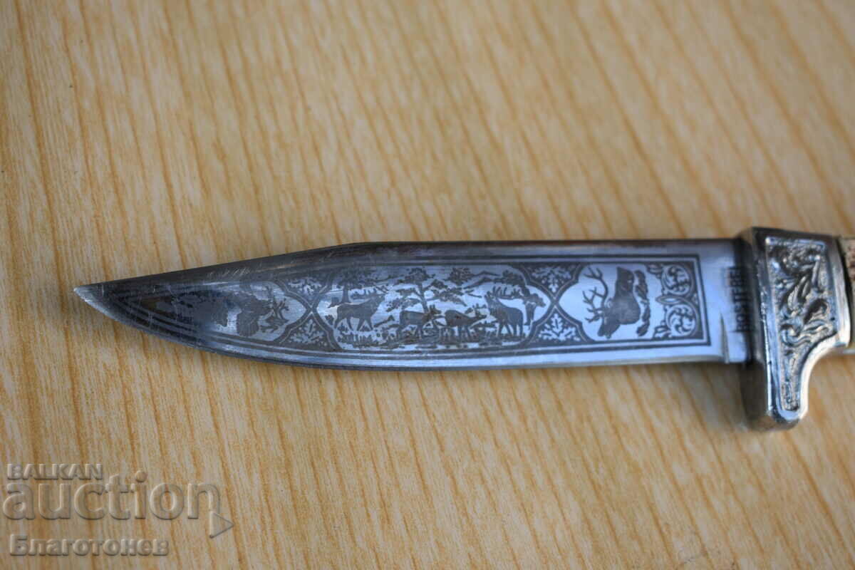 German hunting knife with price 135.00 BGN | € 69.02 German hunting knife with price 135.00 BGN | € 69.02